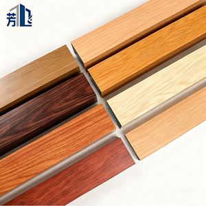 Connecteurs de tubes carrés en aluminium, panneaux muraux pour faux <span class=keywords><strong>plafond</strong></span>, panneaux de <span class=keywords><strong>plafond</strong></span>, grille de <span class=keywords><strong>plafond</strong></span>, <span class=keywords><strong>plafond</strong></span> métallique moderne extérieur, <span class=keywords><strong>isolation</strong></span> thermique - Product Image 1