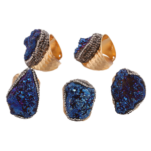 E802 Modischer Natürlicher Quarz Pavé-Manschettenring Unregelmäßiger Drusen-Goldring Offener Großer Steinring Herrenschmuck - Product Image 2