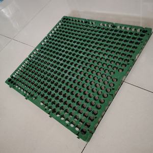 Sistema di gestione dell'acqua piovana verde sul tetto: cella di scarico in plastica a nido d'ape in geotessile Compositing sopra la barriera radicale - Product Image 5