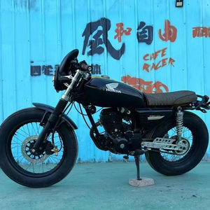 Petite <span class=keywords><strong>moto</strong></span> rétro de performance de 200 cm3 avec freins à disque avant et arrière - Product Image 1