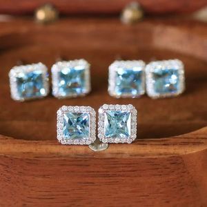 Pendientes de botón cuadrados de oro de 18k con diamante natural talla princesa de 1.2ct y gema de aguamarina de Xinfly Luxury Fine Jewelry - Product Image 5