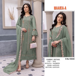 Costume pakistanais de la série exclusivement tendance avec broderie en georgette et travail de séquence disponible au prix de gros - Product Image 2