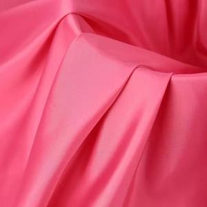 Hot-bán buôn 180T <span class=keywords><strong>Polyester</strong></span> <span class=keywords><strong>taffeta</strong></span> vải và vật liệu tráng bạc cho túi xách, đồ chơi, quần áo, ô dù, vv - Product Image 1