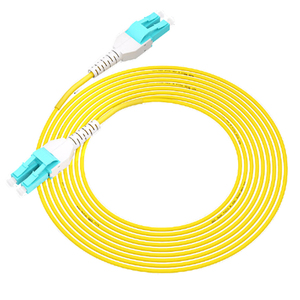 Cavo Patch in Fibra Ottica da 1m (3ft) 2 Fibre LC PC Duplex a LC PC OM3 OM4 Duplex Monomodale (OS2) Riser (OFNR) 2.0mm con Buffer Stretto - Product Image 1