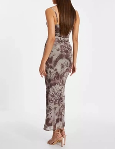 Nhà Máy Trực Tiếp Voan Maxi Dress Belted Halter Cổ Hoa In Kỹ Thuật Số Giản Dị Mùa Hè Phong Cách Sàn Chiều Dài Tự Nhiên Phía Trước - Product Image 5