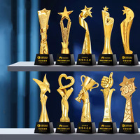 Trophée étoile en résine cristalline en gros, avec logo personnalisé, trophée créatif en résine plaqué or avec base en verre cristal noir