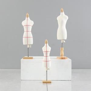 Maniquí de Mujer <span class=keywords><strong>a</strong></span> <span class=keywords><strong>Escala</strong></span> 1/2, 1/3 o 1/4, Torso de Maniquí Femenino en Miniatura, Modelo de Medio Cuerpo, Maniquí de Bebé - Product Image 2