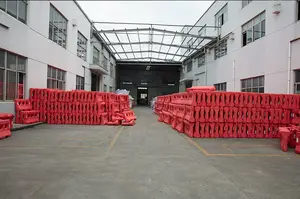 Construction Site Use Water Filled Plastic Barrier Road Safety Water Barrier LLDPE HDPE Plastic Water Filled Traffic Barrier