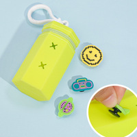 Vente en gros mignon Macaron porte-monnaie en silicone sac de rangement pour écouteurs mini porte-clés bricolage avec breloque