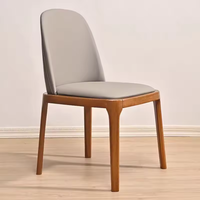 Chaise de salle à manger de restaurant commerciale en cuir rembourrée de style nordique moderne, chaise de restaurant en bois pour hôtel, café