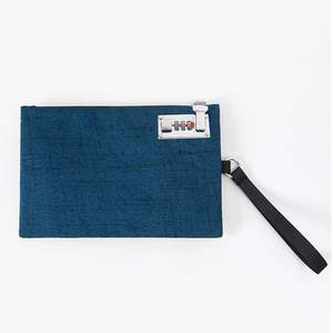 दैनिक पाउच कॉस्मेटिक आयोजक के लिए 3 अंकों का संयोजन जस्ता मिश्र धातु धातु बैग लॉक आस्तीन सरल एकल हैंडल बैग लॉक - Product Image 1