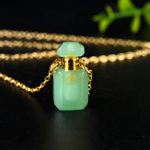 Collier Pendentif Bouteille d'Huile Essentielle d'Aromathérapie en Pierre Naturelle et Cristal, Bijou Tendance en Promotion - Product Image 3