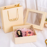 Impression numérique de logo personnalisé sur sacs en papier et boîtes en carton, faible MOQ pour les emballages de vente au détail des petites entreprises