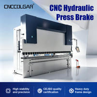 Presse plieuse CNC entièrement automatique 8+1 axes DA69T 600T6000, certifiée CE, robuste, noir et blanc, CNCColgar