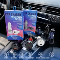 Eenvoudige bediening Geen complexe instelling USB-autotelefoonoplader Gemakkelijk snel opladen in de auto Alle mensen gebruiken opladers Autolader