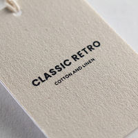 Étiquettes volantes personnalisées en PVC souple de haute qualité marque de mode dames jeans étiquettes volantes étiquettes volantes en carton blanc épais pour sac à dos