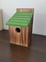 Nid d'oiseaux en bois écologique résistant aux intempéries, en pin naturel, avec toit incliné vert, pour oiseaux sauvages de jardin extérieur, vente en gros
