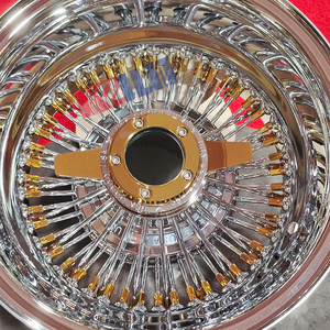 Jantes à rayons 13x7 Or 72/100, triple rayonnage droit, finition chrome doré - Product Image 3