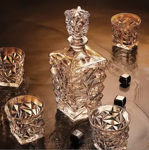2023 sıcak satış 4 gözlük viski decanter benzersiz viski sürahi üretici yüksek kaliteli viski decanter kişiselleştirilmiş