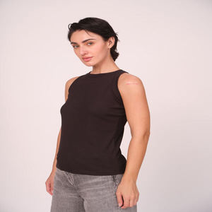 Camiseta sin mangas informal para mujer, camiseta clásica sin mangas, suave y transpirable, para uso diario, Top básico de verano, ropa cómoda y elegante - Product Image 4