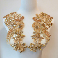 Appliques de luxe en or brodées à la main avec des paillettes, patch en maille 3D floral avec strass à coudre pour la décoration de robes de mariée