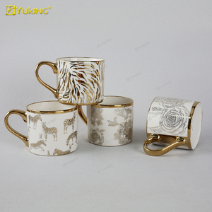 Tasse à <span class=keywords><strong>café</strong></span> en céramique blanche avec motif <span class=keywords><strong>or</strong></span> galvanisé-Personnalisable | Promotionnel et prêt pour les cadeaux - Product Image 4