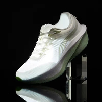Chaussures de course en mesh respirant, baskets légères, chaussures de sport amorties, fabrication OEM personnalisée, étiquette privée pour les marques