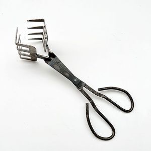 Nail <b>Puller</b> Pliers Four Pronged Metal Grip Tool For Home DIY Use - Product Image 2