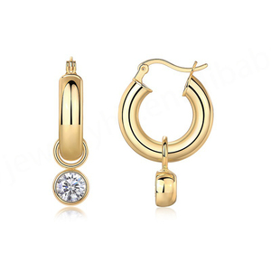 Boucles d'oreilles créoles classiques en argent 925 et plaqué or Moissanite Fournisseur de bijoux en or 18 carats - Product Image 1