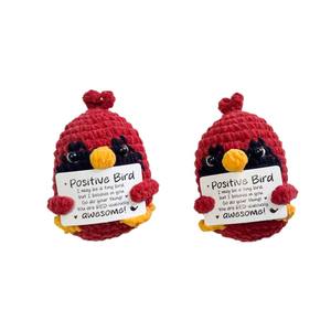 Nuovo Ciondolo Artigianale in Cotone all'Uncinetto a Forma di Piccolo Uccellino Rosso con Energia Positiva e Cartellino, Regalo Transfrontaliero per Uomini - Product Image 5