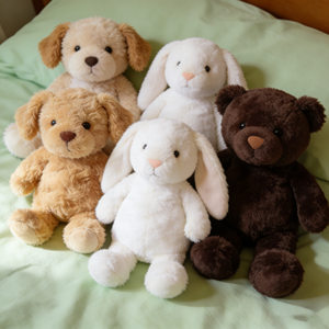 Nouveauté en gros : Peluches super douces et adorables, modèles lapin, ours en peluche, chiot, animaux en peluche, cadeaux pour enfants - Product Image 1