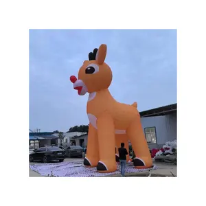 Cervo di natale gonfiabile gigante, renna a LED gonfiabile dei cartoni animati per decorazioni natalizie