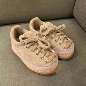 Zapatos Retro de Piel Auténtica 2025, Zapatillas Deportivas Casuales Unisex con Plataforma, Zapatos para Parejas con Suela Gruesa que Aumentan la Altura - Product Image 2