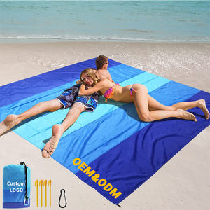 Tapis de camping et de plage en nylon imperméable, non gonflable, avec logo personnalisé, pliable, portable, léger, durable, utilisable en 4 saisons, pour 1 à 6 personnes - Product Image 1