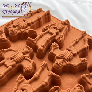 Molde de silicona engrosado con hueso Tangba para Halloween Fácil de formar y desmoldar Molde de espuma de silicona grueso y flexible - Product Image 6