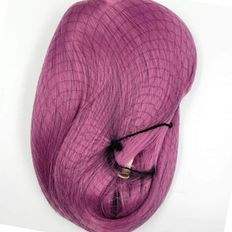 Accessoires de déguisement rose violet humide cheveux longs pour la photo de concept de fête et de théâtre - Product Image 1