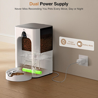 Distributeur automatique intelligent pour animaux de compagnie avec réservoir alimentaire visible en plastique de 5L, contrôle par application, enregistrement vocal, caméra HD réglable, double alimentation et jouet laser