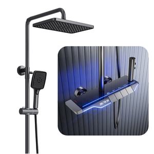 Système de douche thermostatique intelligent à poignée unique Kahnos Modern Flow avec écran LED, douche pluie cascade piano, jet céramique chrome - Product Image 1