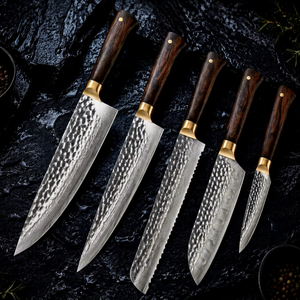 Ensemble de couteaux de chef japonais forgés à la main, lame en acier Damas, manche en bois, finition satinée, 8-9,9 pouces, pour droitiers, usage en cuisine - Product Image 1