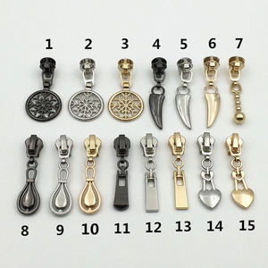 Custom Metal <span class=keywords><strong>Zipper</strong></span> <span class=keywords><strong>Puller</strong></span> Slider com Zip Pull para Vestuário e Sacos Características Marca Logo e Design Personalizável - Product Image 2