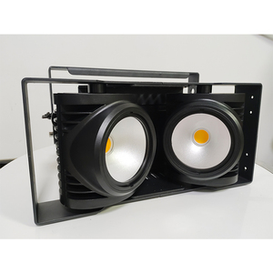 4Pcs 2X100W 200W Rgbw 4In1 Outdoor Waterproof Ip65 Led Cob Blinder <span class=keywords><strong>Light</strong></span> With Flight Case - Product Image 5