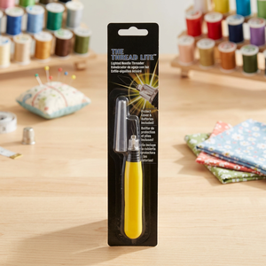AA0266 Lighted <b>needle</b> <b>threader</b> protect cover and batteries included | Lighted Seam Ripper Red Handle | For Sewing - Product Image 2