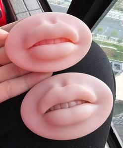 Moule d'entraînement pour les lèvres 5D pour débutants - Silicone réaliste pour l'entraînement au blush des lèvres <span class=keywords><strong>et</strong></span> au microblading, <span class=keywords><strong>facile</strong></span> à utiliser, kit abordable - Product Image 1