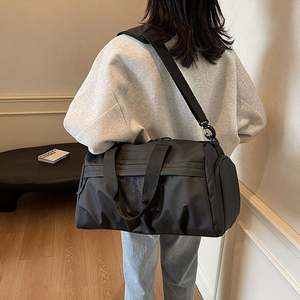 2025 Best Fashion Custom Sport <b>Tote</b> Shoulder Duffle <b>Travel</b> <b>Bags</b> for Women High Quality Nylon Fabric Waterproof Portable New - Product Image 3