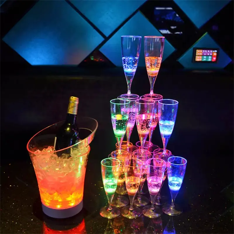 BSCI Factory Custom Led Flashing Party Light Up Acrylic Drinking Color Changing Cups Plastic Wine Glass Goblet Glowing Glasses