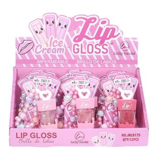 Brilho Labial em Formato de Coração com Glitter, À Prova D'água, Brilhante, de Longa Duração, Transparente, Hidratante, com Pingente de Desenho Animado Fofo - Product Image 1