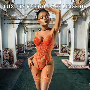 Şık Çiçek Desenli Seksi Oyuklu Nefes Alabilen Sıkı Kontrol Kadın Lüks Korse İç Giyim Dantel Body Seti 3 Parça - Product Image 2