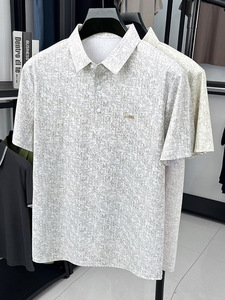Camiseta de manga corta gris para hombre, de algodón tejido transpirable, diseño de logo frontal informal, 220g, con detección de aguja, marca personalizada - Product Image 3