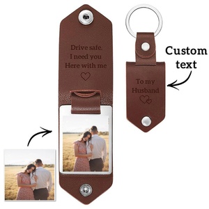 Wholesale Genuine Luxury Retro Blank Leather <b>Key</b> <b>Chain</b> Accessories Custom Brand Logo Faux Leather Photo Album Keychain - Product Image 4