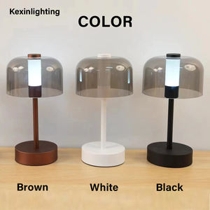 مصباح طاولة لاسلكي قابل لإعادة الشحن USB درجة حرارة قابلة للتعديل/سطوع مرن ظل أكريليك مقبض بسيط بطارية ليثيوم حديثة - Product Image 5